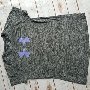 Girls Under Armour tee. GUC. Size large